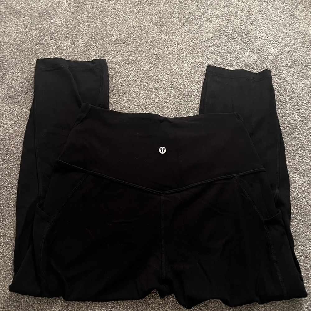 Lululemon align capris
